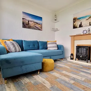 Charming 2 Bedroom Chalet